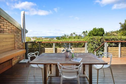Peregian Beach Apartment | 2 13 Martin St Peregian Beach