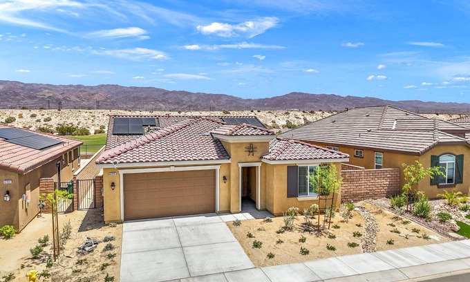 Terra Lago House | 2,166 sq ft Home on Golf Course. Lodge Pools, Sports Courts & Fitness Center.
