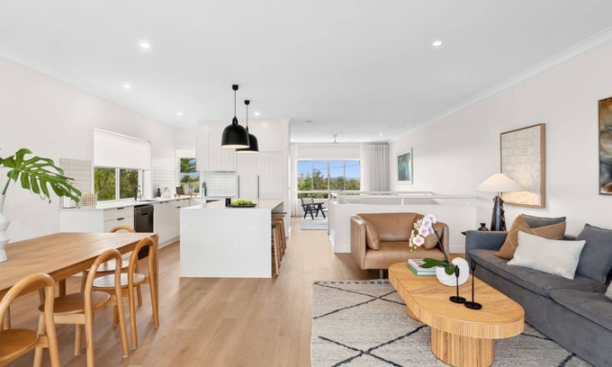 Peregian Beach Apartment | 2/26 Jacana Street Peregian Beach