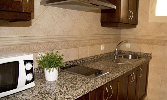 La Linea de la Concepcion Apartment | 2 bedroom apartment with garden block 1 (Apartment 4)