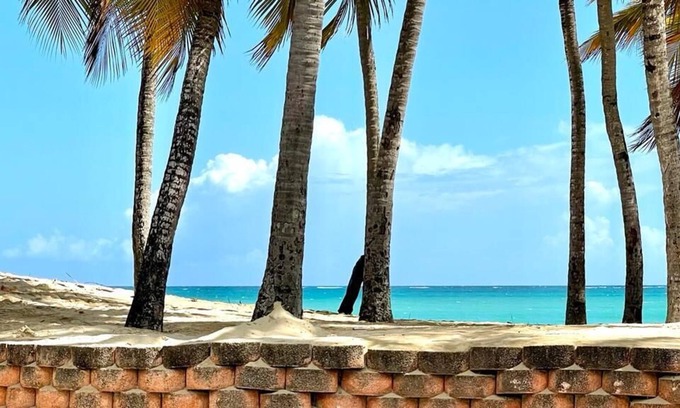 Isla Verde Condo | 2 Bed 2 bath Gem by beach in Isla Verde with Pool/AC/wifi