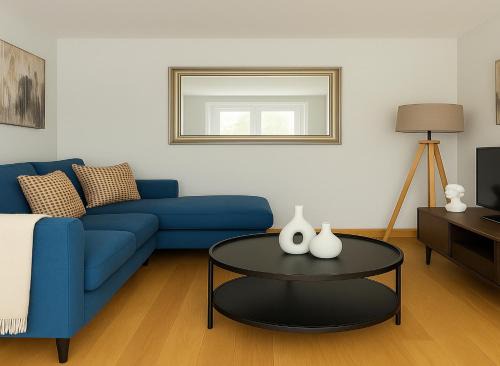 Harrow Road Apartment | 2 Bed Garden Flat in Islington