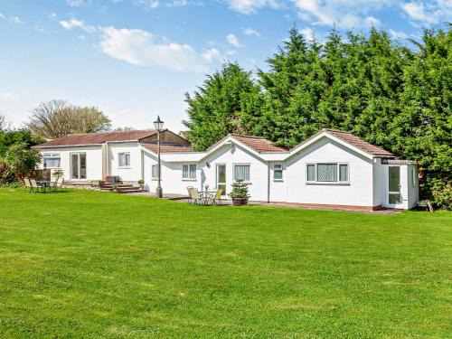Chew Magna House | 2 bed in Bath 05135