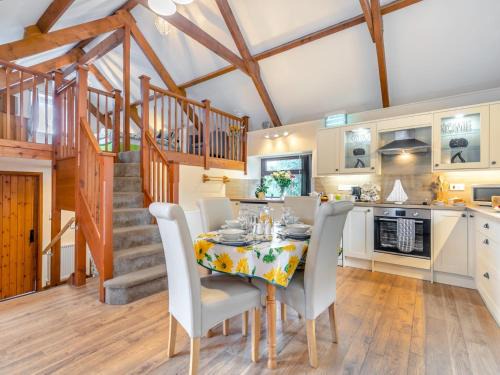 Beaworthy House | 2 Bed in Launceston TILLI
