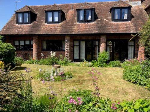 Winfrith Newburgh House | 2 Bed in Winfrith Newburgh DC018