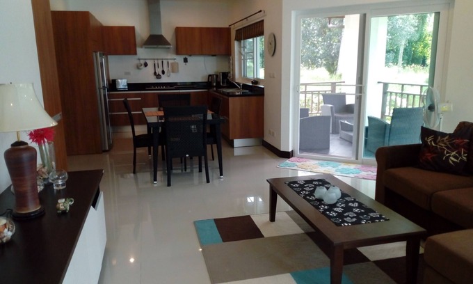 Thai Mueang Villa | 2-bed room for 4 people