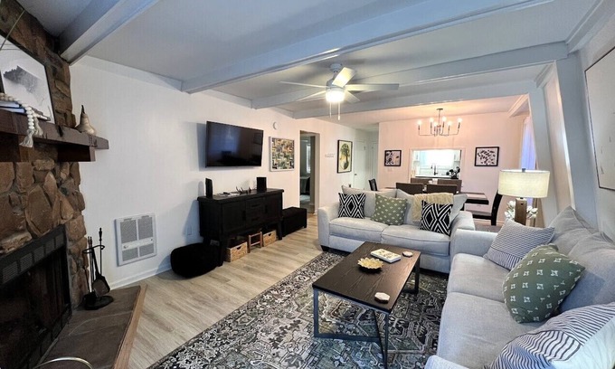 Banner Elk Condo | 2 bedroom, 1 bath condo with view, Across from Sugar Mountain