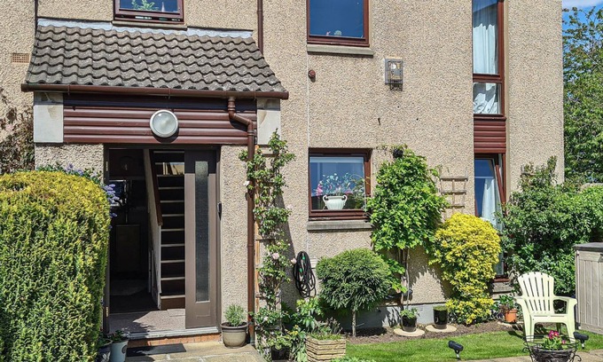South Queensferry Cottage | 2 bedroom accommodation in South Queensferry