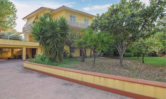 Fontane Bianche Apartment | 2 bedroom accommodation in Fontane Bianche