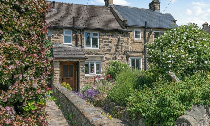 Eyam Cottage | 2 bedroom accommodation in Eyam, near Bakewell