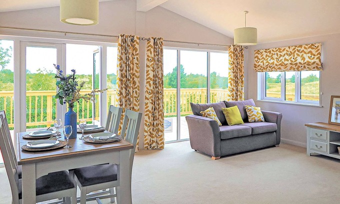 Thorne Ski Chalet | 2 bedroom accommodation in Doncaster, South Yorkshire