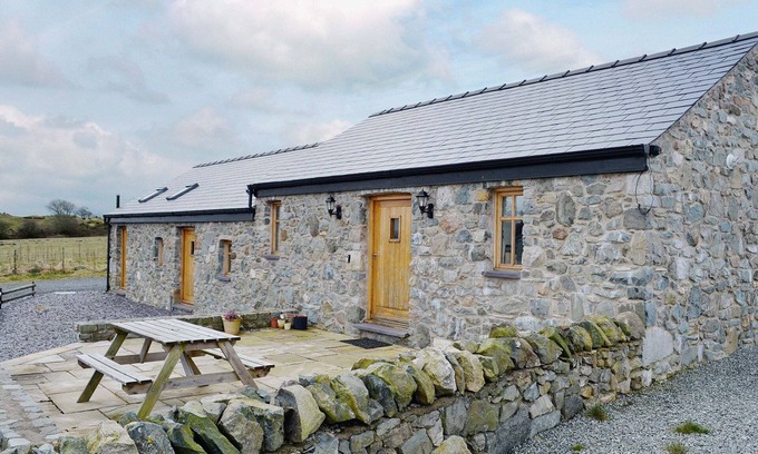 Bodffordd Cottage | 2 bedroom accommodation in Tynlon, near Rhosneigr