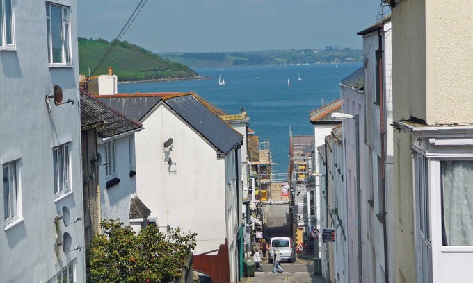 Mylor Churchtown Cottage | 2 bedroom accommodation in Falmouth