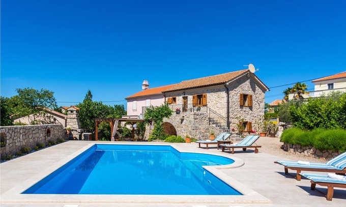 Rasopasno House | 2 bedroom accommodation in Malinska