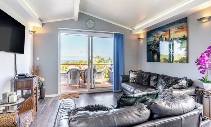 Dinas Cross Cottage | 2 bedroom accommodation in Dinas, near Fishguard