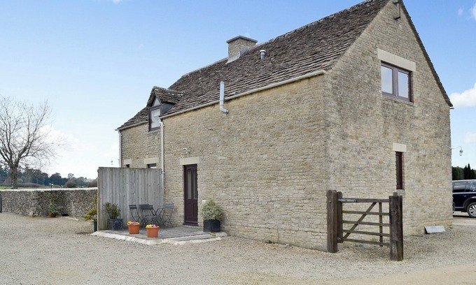 Westonbirt Cottage | 2 bedroom accommodation in Westonbirt, near Tetbury