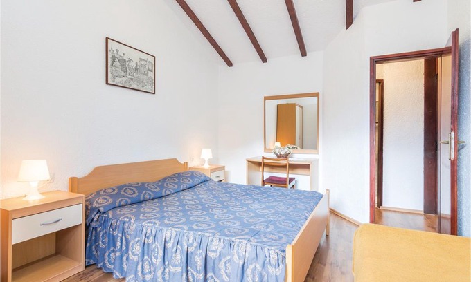 Mugeba Apartment | 2 bedroom accommodation in Porec