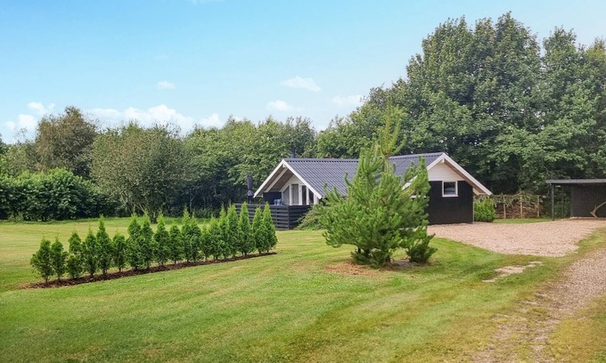 Jegum House | 2 bedroom amazing home in Oksbøl