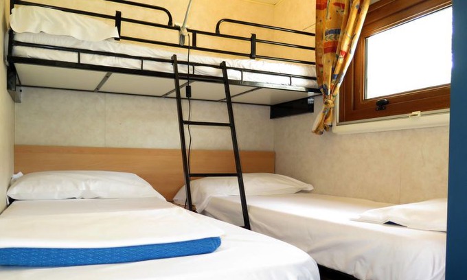 Lido degli Scacchi Apartment | 2 bedroom Apartment, sleeps 5 in Lido di Pomposa-Lido degli Scacchi with Air Con and WiFi