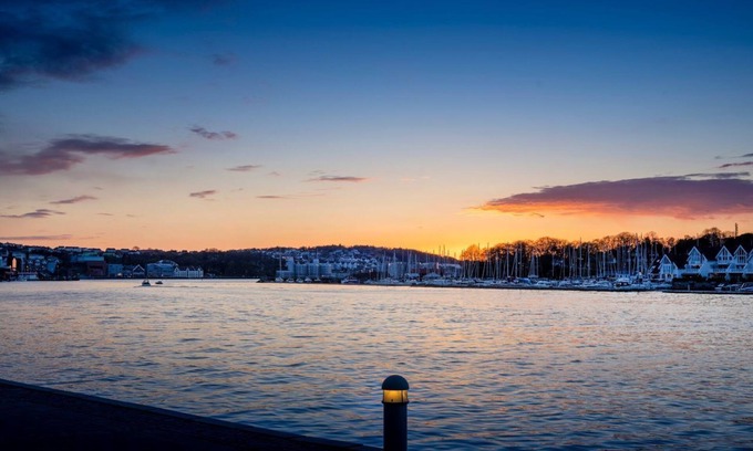 Stavanger Apartment | 2-bedroom apartment in Stavanger with parking w/walking distance to everything