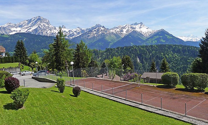 Arveyes Apartment | 2 bedroom Apartment, sleeps 4 in Arveyes with Pool and WiFi