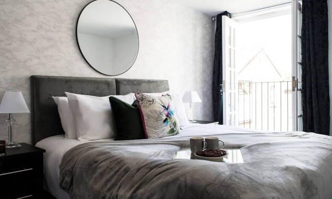 Leamington Spa Apartment | 2 Bedroom Apt Leamington Spa Hosted By Golden Key