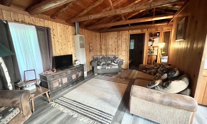 East Jordan Cabin | 2 Bedroom Cabin on Scott's Lake