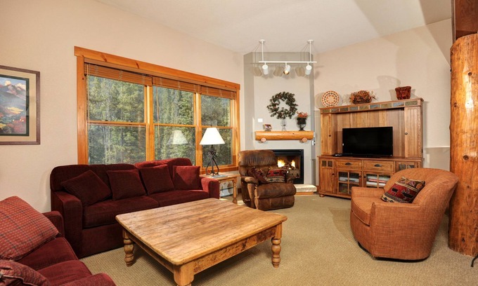 Keystone Condo | 2 Bedroom Condo | Rustic Charm and Great Amenities