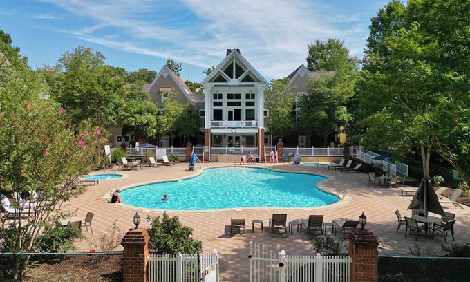 Lackey Cottage | 2-bedroom cottage in amazing King's Creek Williamsburg