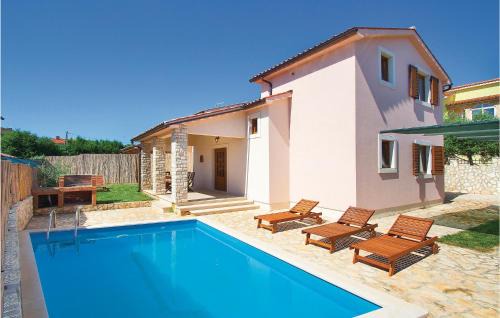 Liznjan House | 2 Bedroom Cozy Home In Liznjan