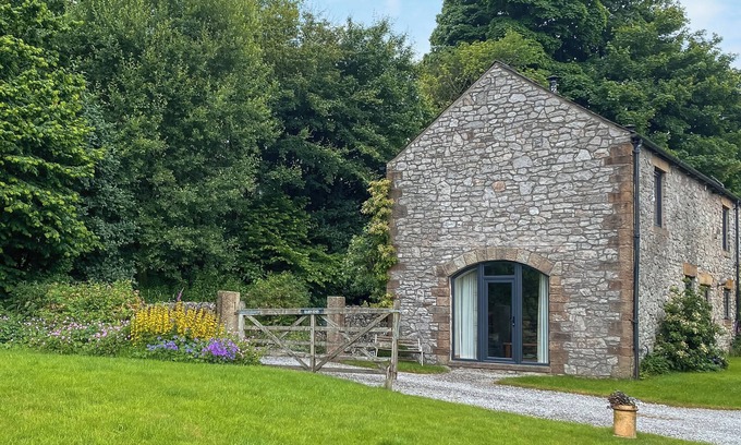 Blackwell in the Peak Cottage | 2 bedroom accommodation in Blackwell in the Peak, near Buxton