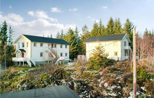 Hitra Apartment | 2 Bedroom Nice Apartment In Sandstad