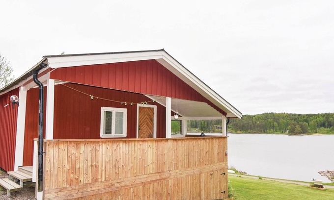 Klassbol House | 2 bedroom nice home in Klässbol
