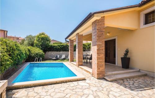 Liznjan House | 2 Bedroom Stunning Home In Liznjan
