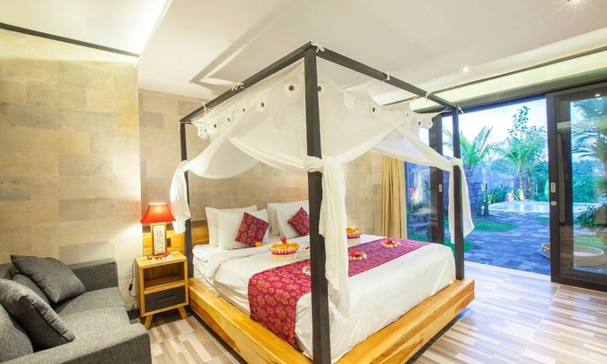 Payangan Villa | 2-Bedroom Villa with Stunning Green View, Private Pool, and Private Kitchen