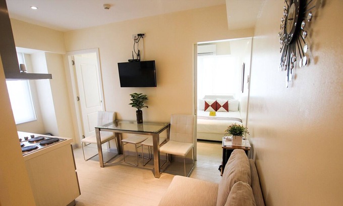 Don Bosco Apartment | 2-Bedroom with Beach View @ Positano 501