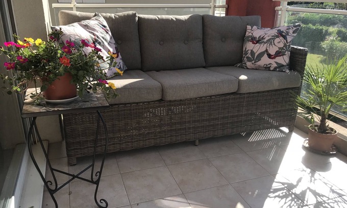 Antibes Apartment | 2 bedrooms, 6 guests, pool, parking, close to beach, shops & restaurants