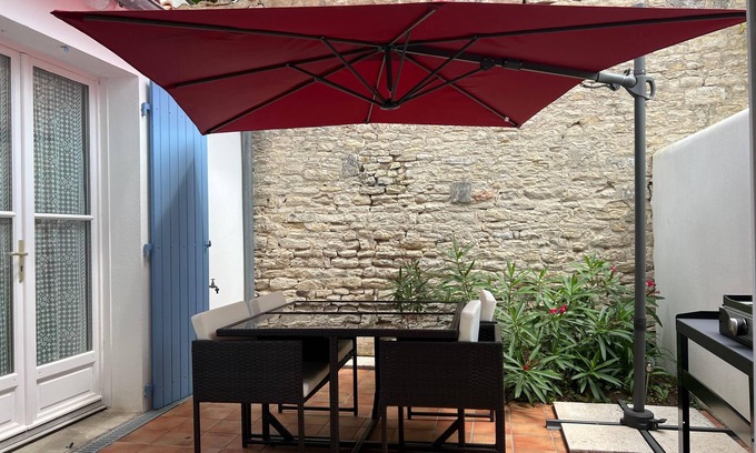 Saint-Martin-de-Re Apartment | 2 Bedrooms Apartment In Saint-Martin-De-Ré