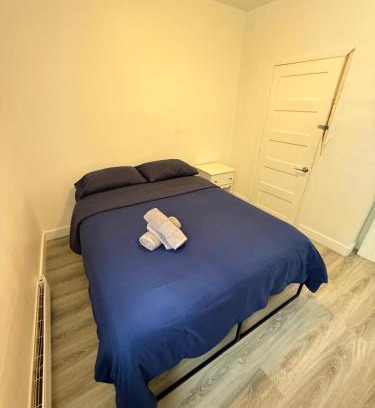 Montreal Apartment | 2 bedrooms near Verdun C005