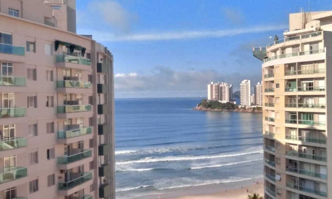Pitangueiras Apartment | 2 bedrooms/suites Excellent view of Pitangueiras beach