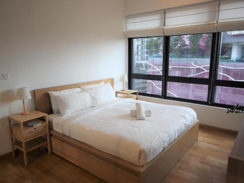 Taman Midah Apartment | 2 bedrooms with PS5 by fireside