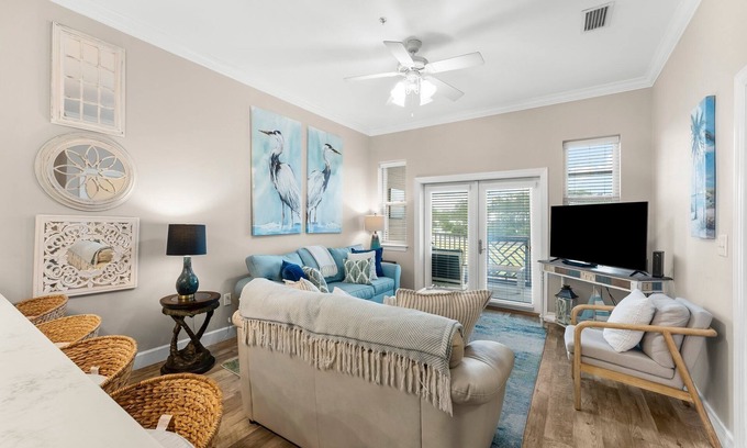 Seagrove Beach Condo | 2 Blocks 2 Beach, Walk to Seaside, Pool, Beach Gear, New Kitchen
