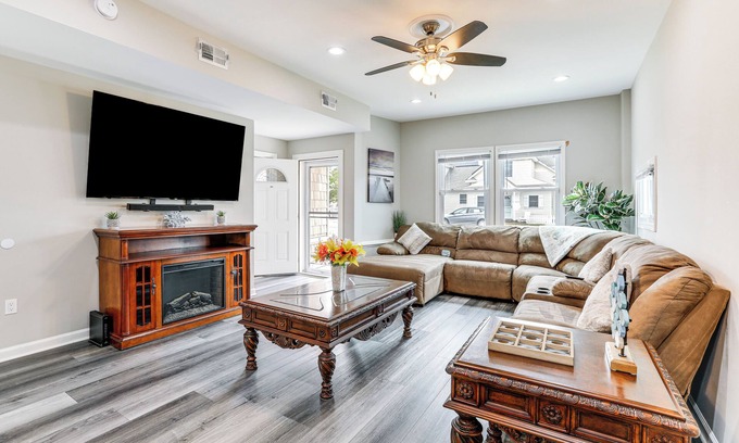 Ocean Gate Apartment | 2 Blocks to Beach: Apt w/Grill in Ocean Gate!