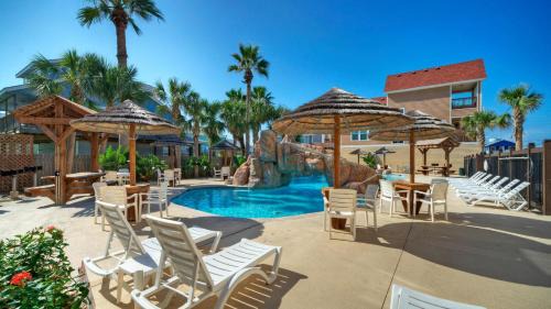 Port Aransas House | 2 Blocks to the Beach Patio Resort Pool w Slide Tranquil Tides by AvantStay