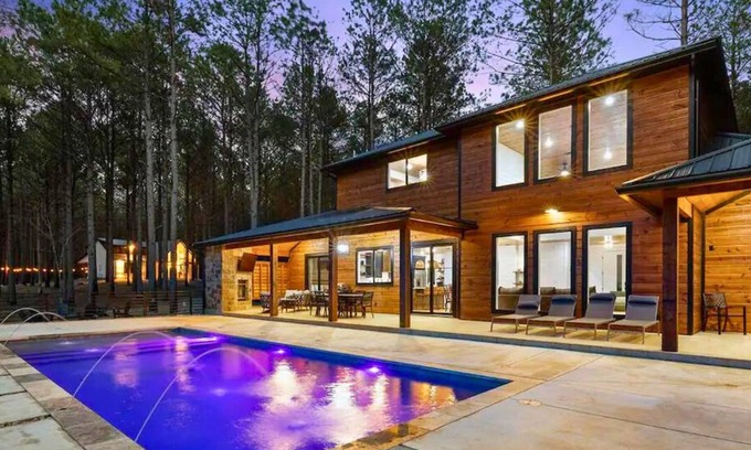 Broken Bow Cabin | 2 Cabins | Dog-Friendly | Private Heated Pools