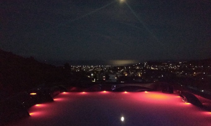 Spata-Artemida Apartment | 2 Jacuzzi Airport House - Airport Transfer Available
