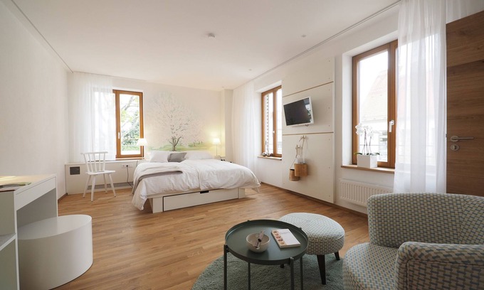 Nehren Apartment | 2 Kirschenfeldzimmer, 28qm, 1 Schlafraum, max. 3 Personen