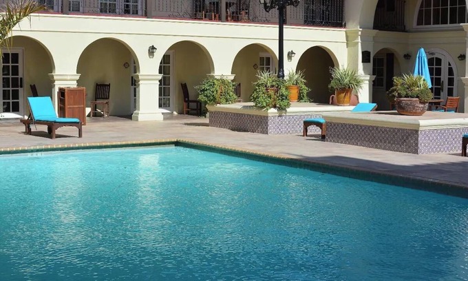Western Division Hotel | 2 Lovely Laredo Suites w/Pool & Views, Historic Sites & Dining Steps Away