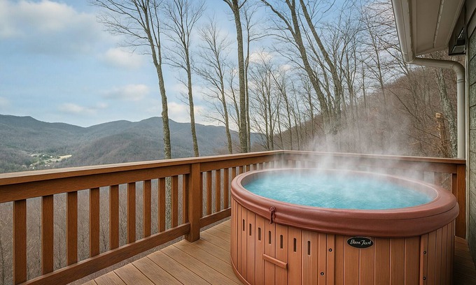 Maggie Valley House | 2 Master Suites - Mountain Views Every Room - Hot Tub - Fire Pit - Clean & Cozy!