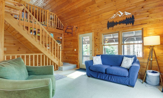 Stoddard Cabin | 2 Mi to Boat Ramp: Log Cabin in New Hampshire